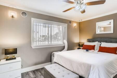 Awesome 3Br 2Bth 1 Block To Beach C2 Newport Beach Exteriör bild