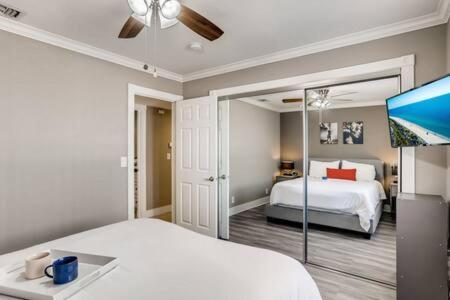 Awesome 3Br 2Bth 1 Block To Beach C2 Newport Beach Exteriör bild