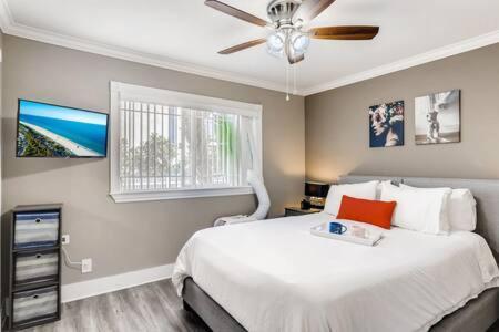 Awesome 3Br 2Bth 1 Block To Beach C2 Newport Beach Exteriör bild