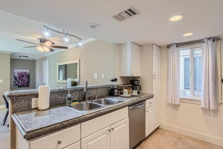 Awesome 3Br 2Bth 1 Block To Beach C2 Newport Beach Exteriör bild